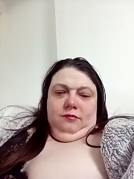 HotHornyEmmaX online show from March 22, 8:51 am