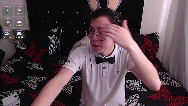 Tina 4 Charlie online show from March 3, 2:15 pm