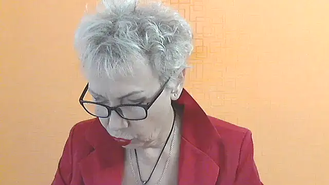 Snapshot of NessyJenixs chatting on October 21, 6:58 am NessyJenixs online show from October 21, 6:58 am