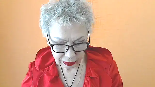 NessyJenixs online show from October 25, 7:27 am