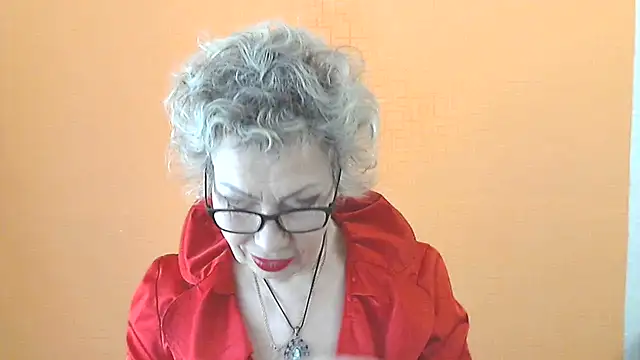 Snapshot of NessyJenixs chatting on April 25, 6:38 am NessyJenixs online show from April 25, 6:38 am