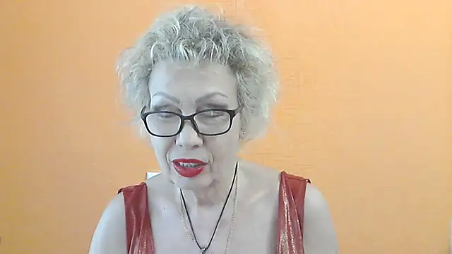 Snapshot of NessyJenixs chatting on May 29, 1:09 pm NessyJenixs online show from May 29, 1:09 pm