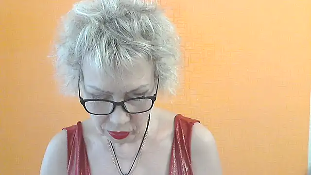 Snapshot of NessyJenixs chatting on June 6, 12:54 pm NessyJenixs online show from June 6, 12:54 pm