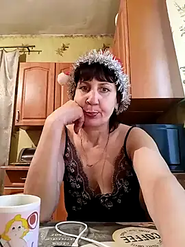 Snapshot of Laura_Kiss chatting on January 1, 9:49 am Laura Kiss online show from January 1, 9:49 am