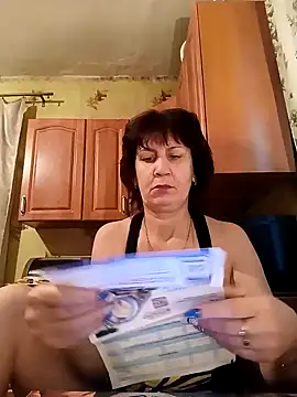 Snapshot of Laura_Kiss chatting on January 23, 5:35 am Laura Kiss online show from January 23, 5:35 am