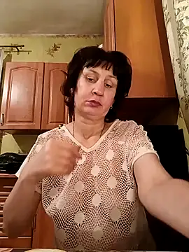 Snapshot of Laura_Kiss chatting on February 28, 4:31 pm Laura Kiss online show from February 28, 4:31 pm