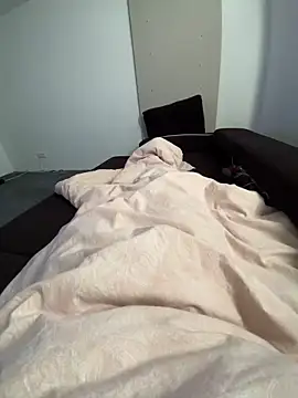 hengst2312 online show from March 9, 3:05 pm