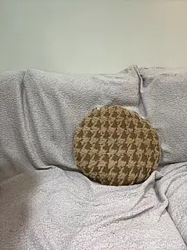 Lobna-alami online show from February 10, 3:53 pm