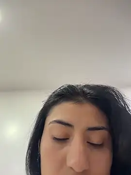 fiorella paris online show from March 1, 11:29 pm