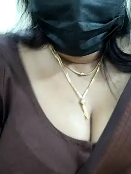 Snapshot of Queenflowerr chatting on February 11, 7:38 pm Queenflowerr online show from February 11, 7:38 pm