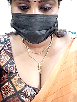 Snapshot of Queenflowerr chatting on March 12, 4:35 pm Queenflowerr online show from March 12, 4:35 pm