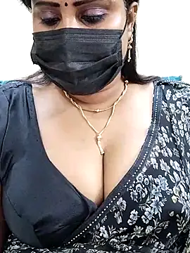 Snapshot of Queenflowerr chatting on March 14, 5:57 pm Queenflowerr online show from March 14, 5:57 pm