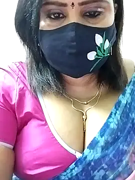 Snapshot of Queenflowerr chatting on September 11, 5:40 am Queenflowerr online show from September 11, 5:40 am