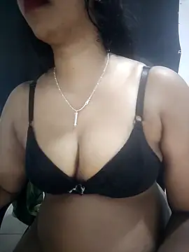 Snapshot of Sexy-Monikaa chatting on February 28, 6:52 pm Sexy-Monikaa online show from February 28, 6:52 pm
