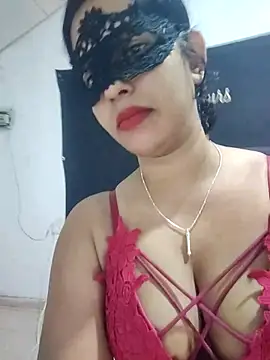 Snapshot of Sexy-Monikaa chatting on March 1, 1:22 am Sexy-Monikaa online show from March 1, 1:22 am