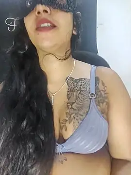 Snapshot of Sexy-Monikaa chatting on March 21, 4:40 pm Sexy-Monikaa online show from March 21, 4:40 pm