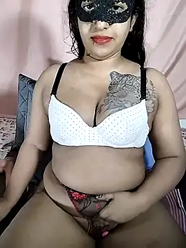 Snapshot of Sexy-Monikaa chatting on September 25, 7:39 pm Sexy-Monikaa online show from September 25, 7:39 pm