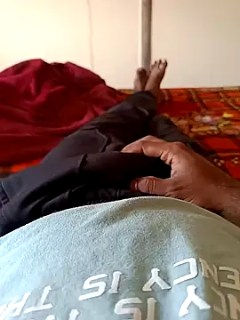 Snapshot of Royyy_dandol chatting on January 26, 4:20 am Royyy dandol online show from January 26, 4:20 am