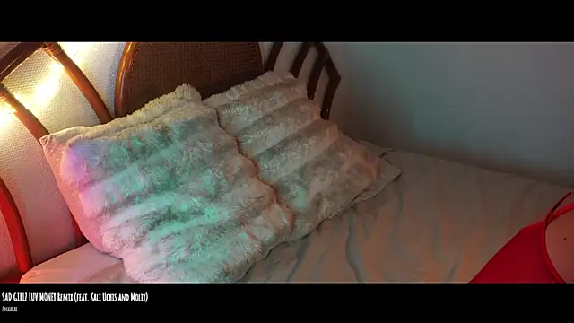 9Calliope online show from January 7, 5:15 pm