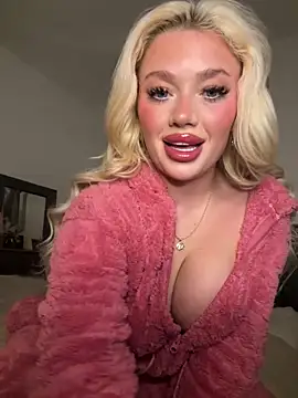 blissdimicco online show from February 18, 9:09 pm