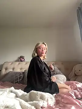 blissdimicco online show from March 29, 11:10 am