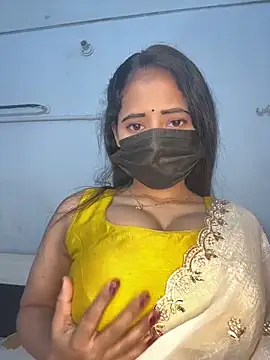 Snapshot of Hot_honey77 chatting on October 18, 5:14 pm Hot honey77 online show from October 18, 5:14 pm