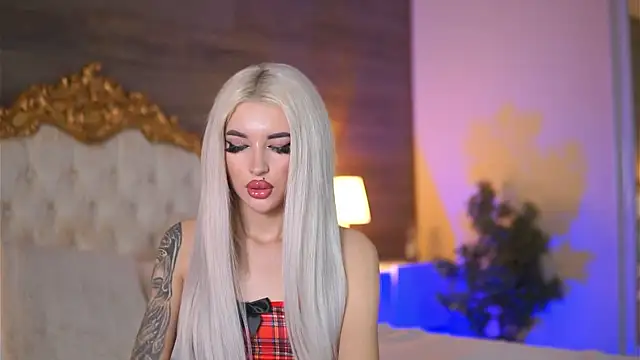 Juicy Jessye online show from February 26, 8:44 pm