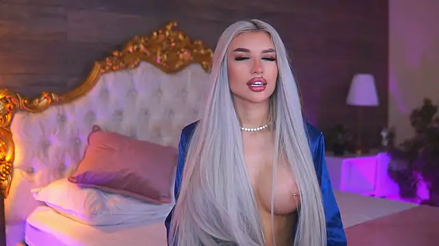 Juicy Jessye online show from January 17, 9:18 pm