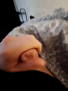 bongish20010 online show from February 17, 2:59 pm