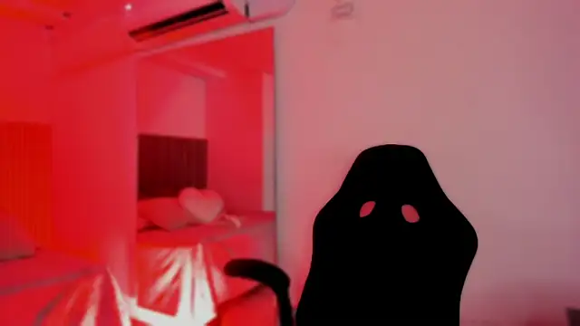 bonnieAn online show from March 29, 11:21 am