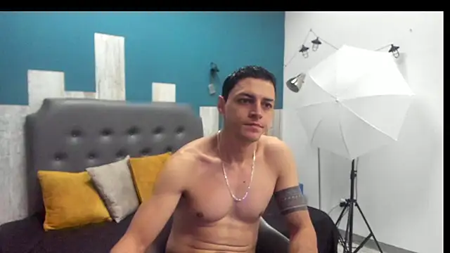 Frank Millers online show from September 22, 5:15 pm