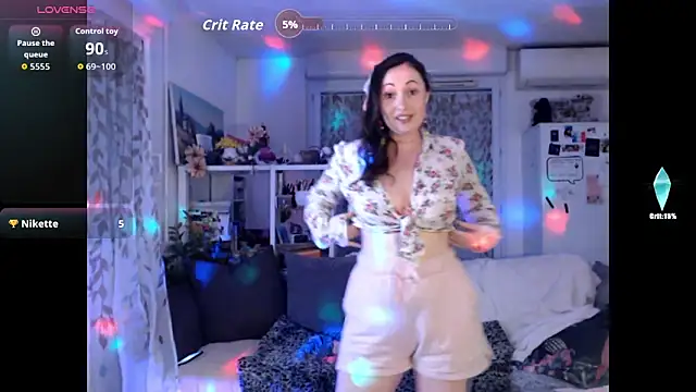 AdorahB3ll3 online show from May 3, 7:09 pm