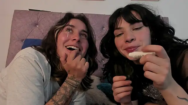 Snapshot of onix_bl4ck chatting on March 15, 7:38 pm onix bl4ck online show from March 15, 7:38 pm