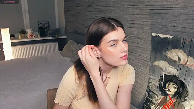 FloraDobb online show from February 27, 11:15 pm