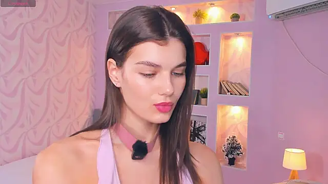 Snapshot of FloraDobb chatting on April 13, 6:30 am FloraDobb online show from April 13, 6:30 am