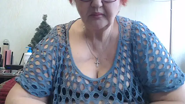 DeniseeRosea online show from March 20, 7:47 am