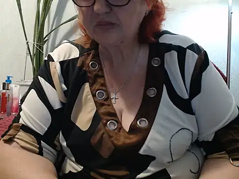 Snapshot of DeniseeRosea chatting on July 15, 1:22 am DeniseeRosea online show from July 15, 1:22 am