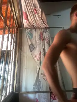 izan 20 online show from January 24, 9:26 pm