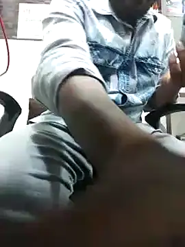 RaviRoy2326 online show from February 9, 2:40 pm