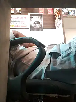 RaviRoy2326 online show from February 13, 6:41 am