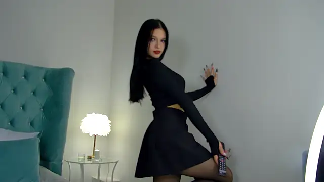 Snapshot of BeverlyMost chatting on March 2, 11:09 pm BeverlyMost online show from March 2, 11:09 pm