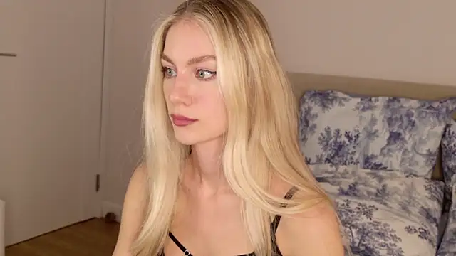 GabriellaOlsen online show from December 21, 4:25 pm