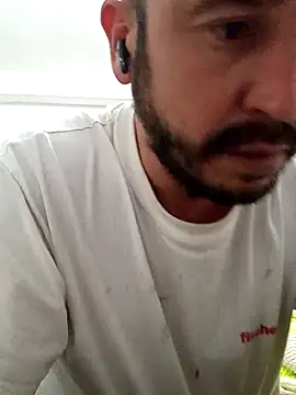 Snapshot of wapo100x100 chatting on January 31, 10:42 pm wapo100x100 online show from January 31, 10:42 pm