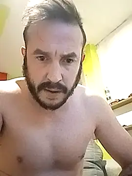 Snapshot of wapo100x100 chatting on February 24, 10:03 pm wapo100x100 online show from February 24, 10:03 pm