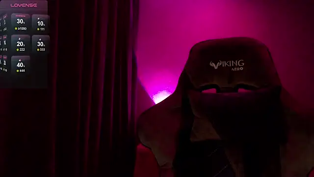 Ohmy Nora  online show from February 19, 6:44 am