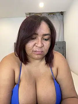 Snapshot of KarlaWild chatting on February 21, 9:22 pm KarlaWild online show from February 21, 9:22 pm
