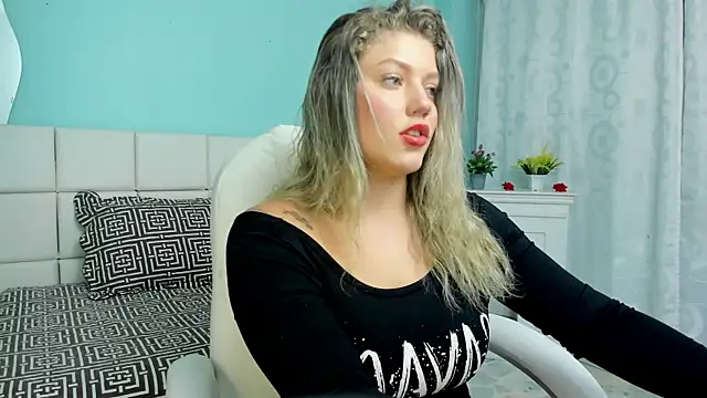 alaia greyy online show from October 14, 7:58 pm