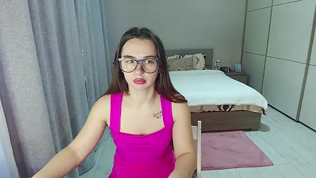 singletrouble online show from January 14, 6:30 am