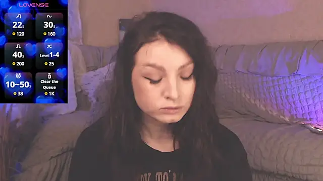 BritneyBarker online show from March 4, 1:01 am