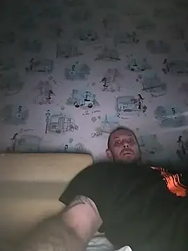 MaxDevilWhite online show from December 19, 7:32 pm